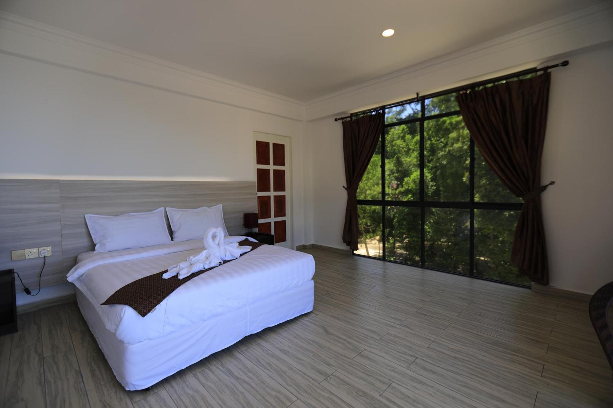 Dolphin Bay Island Resort Kota Belud Dış mekan fotoğraf