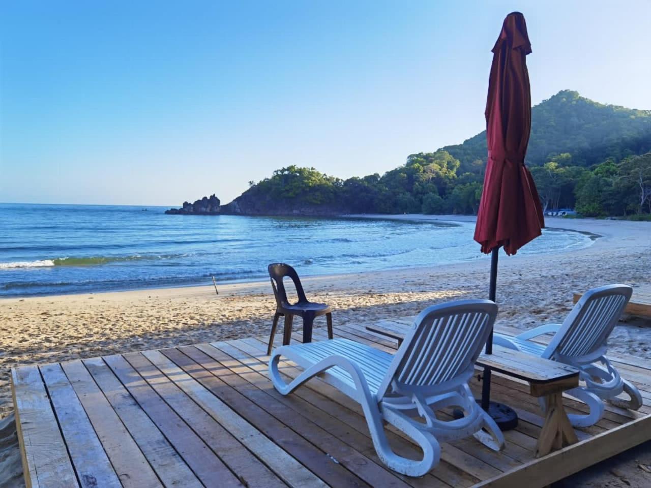 Dolphin Bay Island Resort Kota Belud Dış mekan fotoğraf